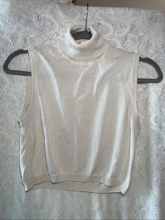Sweaters - 100% Silk Orvis cropped sleeveless turtleneck